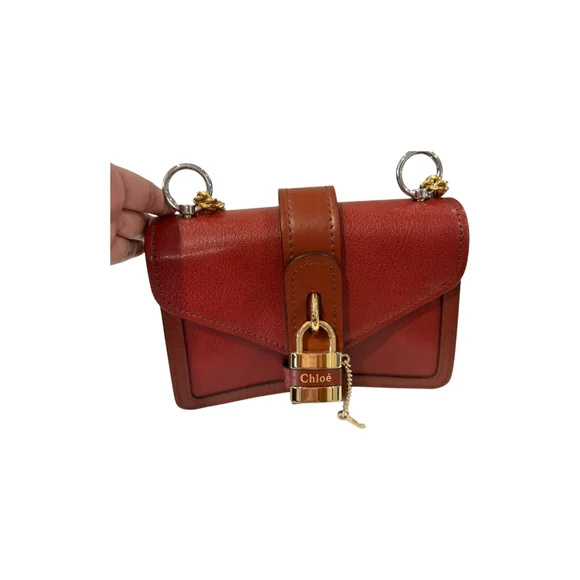 Chloe Gold and Brown Crossbody Bag with Elegant Hardware and Structured Shape - Picture 4 of 14